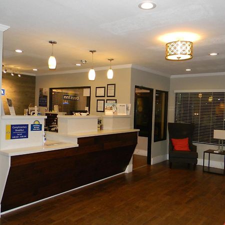 Days Inn By Wyndham Bainbridge Exteriér fotografie