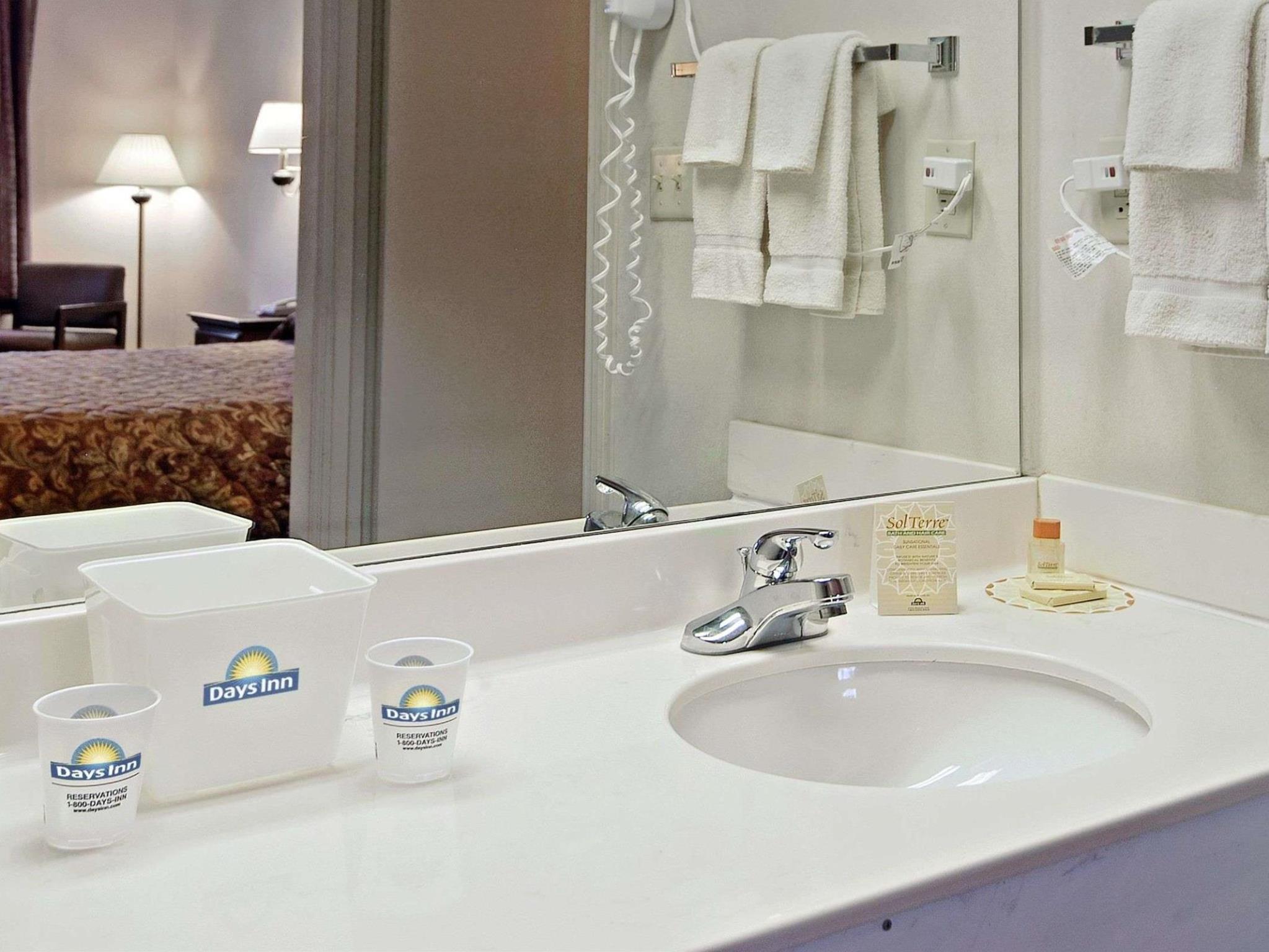 Days Inn By Wyndham Bainbridge Exteriér fotografie