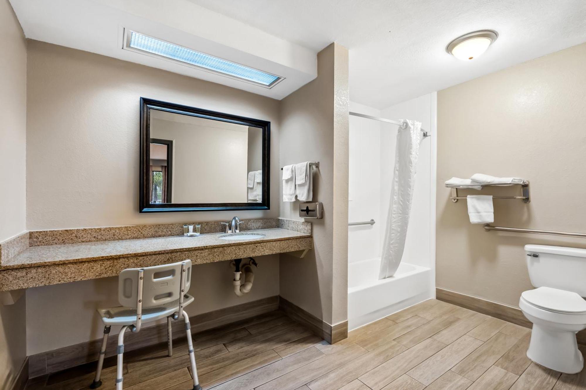 Days Inn By Wyndham Bainbridge Exteriér fotografie
